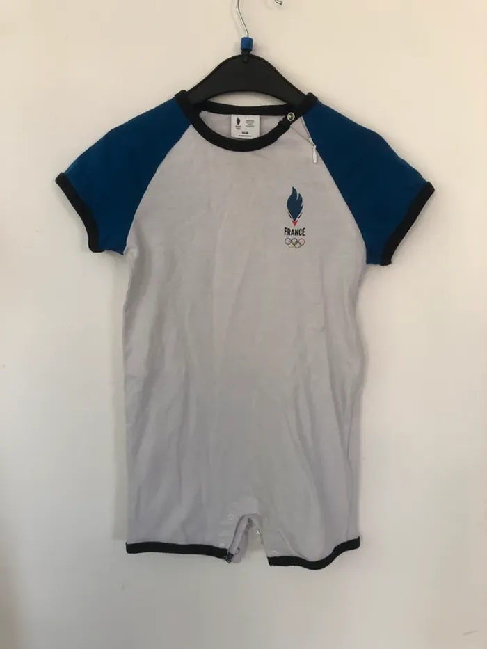 Combinaison pyjama paris 2024