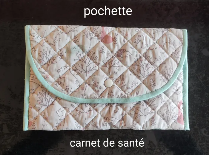 pochette protege carnet de santé