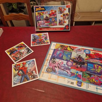 Puzzle spiderman