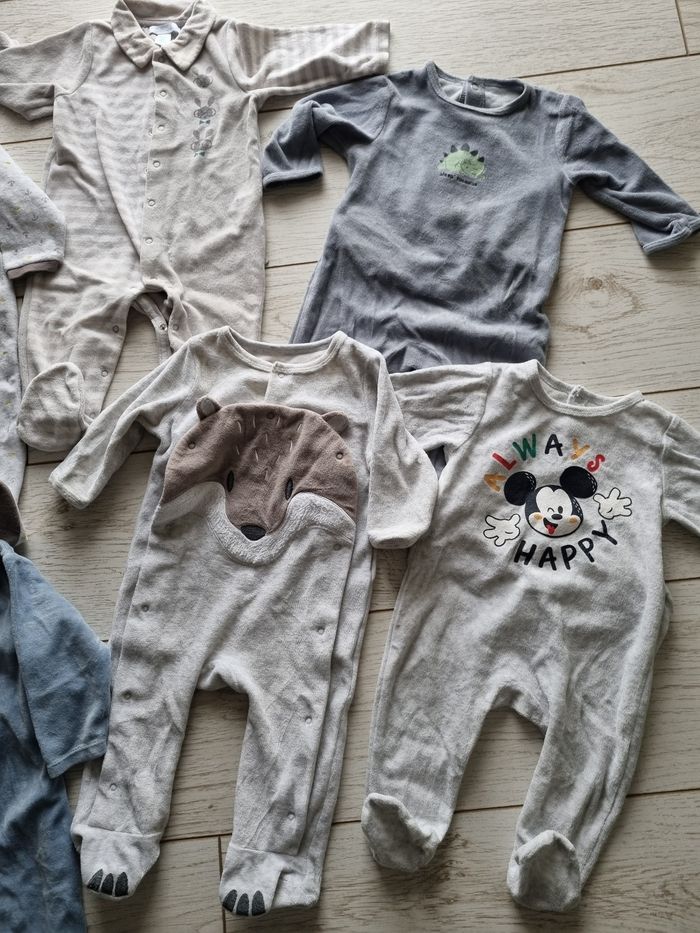 Pyjamas - photo numéro 2