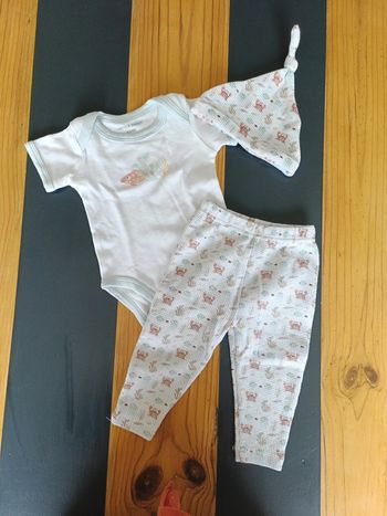 Ensemble pantalon + body + bonnet