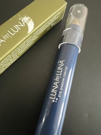 Crayon fard a paupières Luna By Luna  vert 