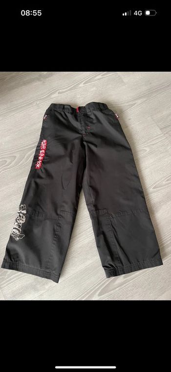 Pantalon skate taille 5 ans
