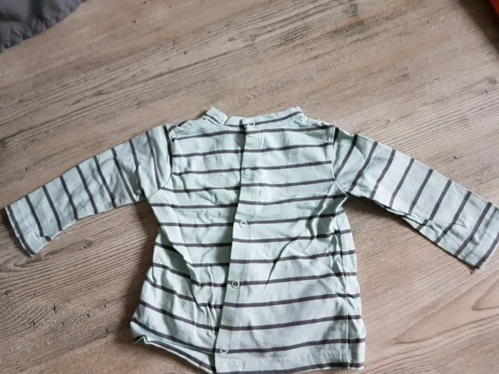 T shirt manches longues Gemo 12 mois - photo numéro 2