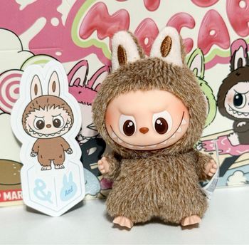 Labubu pin for love lettre &