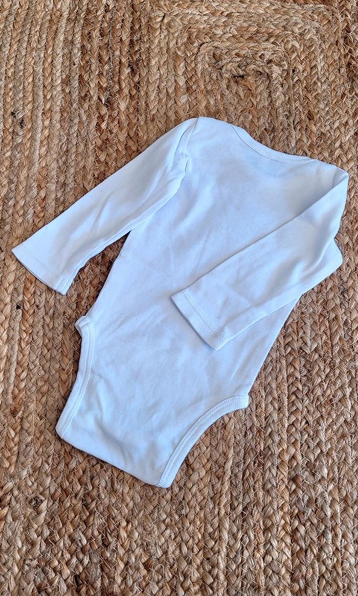 Joli Body blanc tout doux ourson Orchestra 6mois Neuf - photo numéro 4