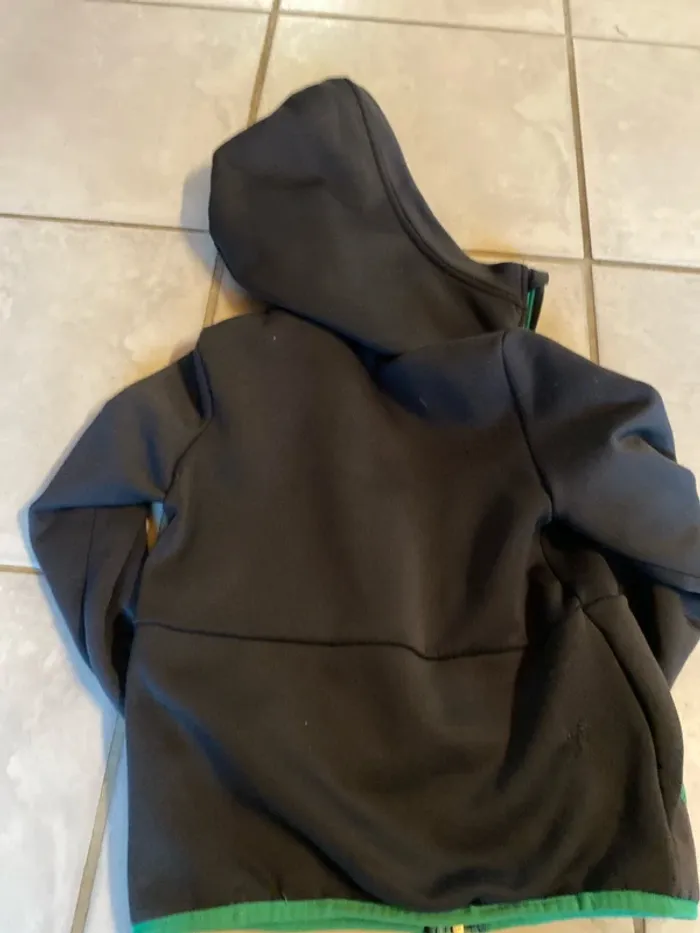 Veste coupe vent 7-8 ans - photo numéro 5