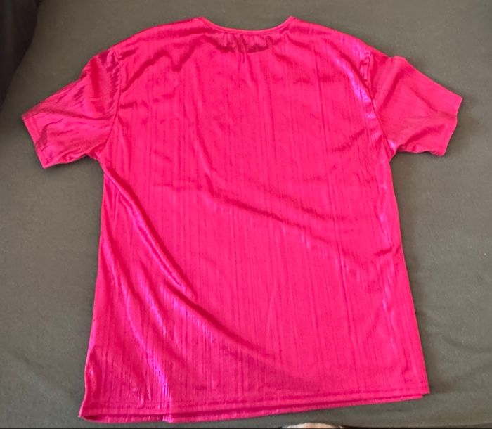 T-shirt  neuf  fuchsia  métallisé - photo numéro 5