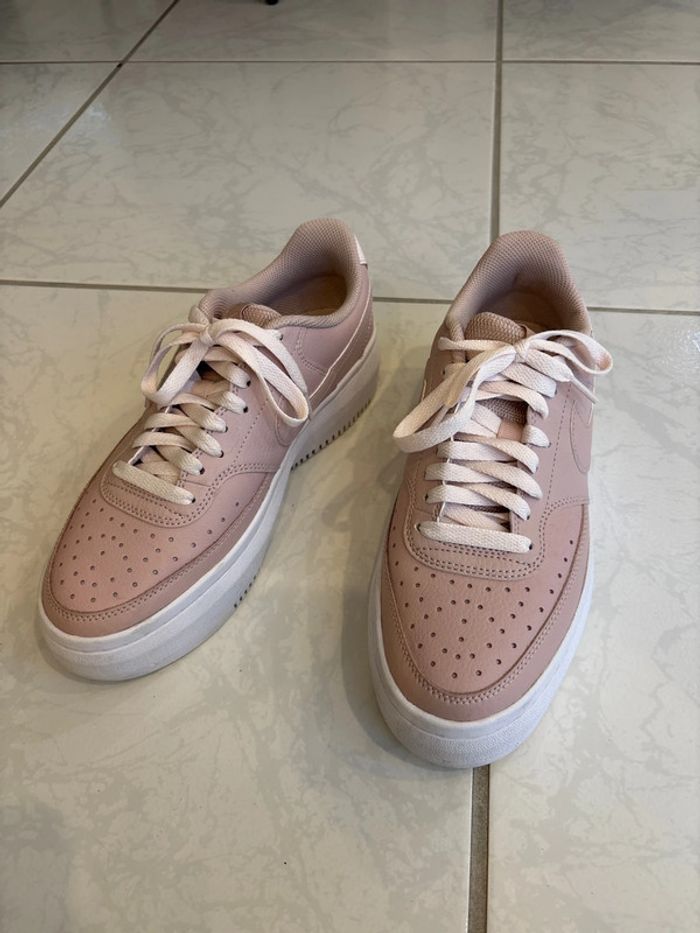 Basket Nike rose - photo numéro 4