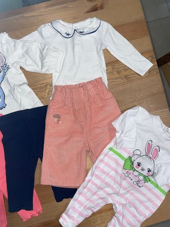 Lot d’ensemble, bébé fille, trois mois