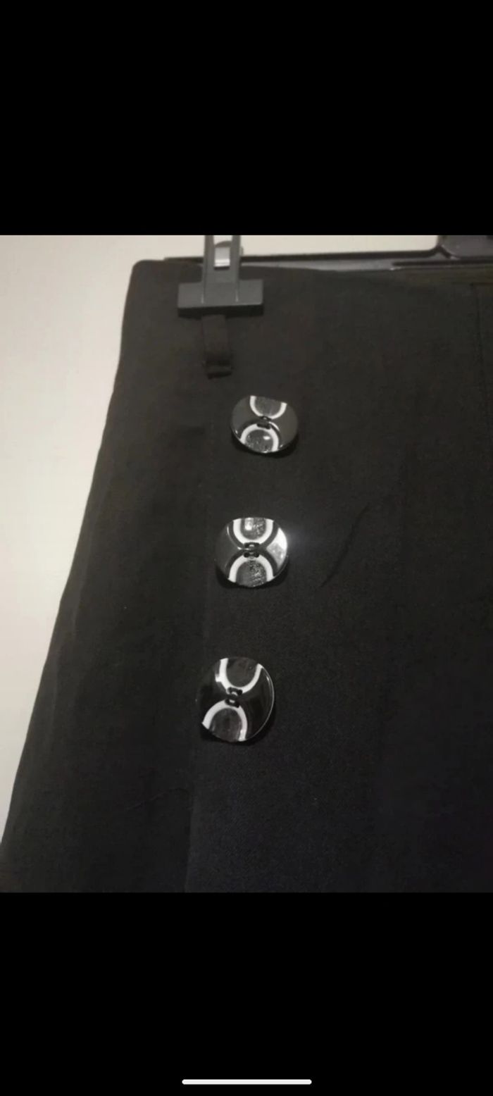 Belle jupe longue noire à larges plis. Taille 40 - photo numéro 5