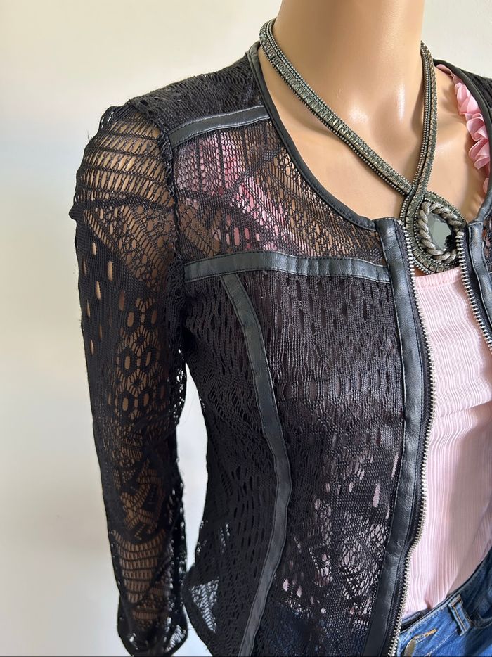 Veste noire en dentelle Primadonna taille S comme neuve - photo numéro 4