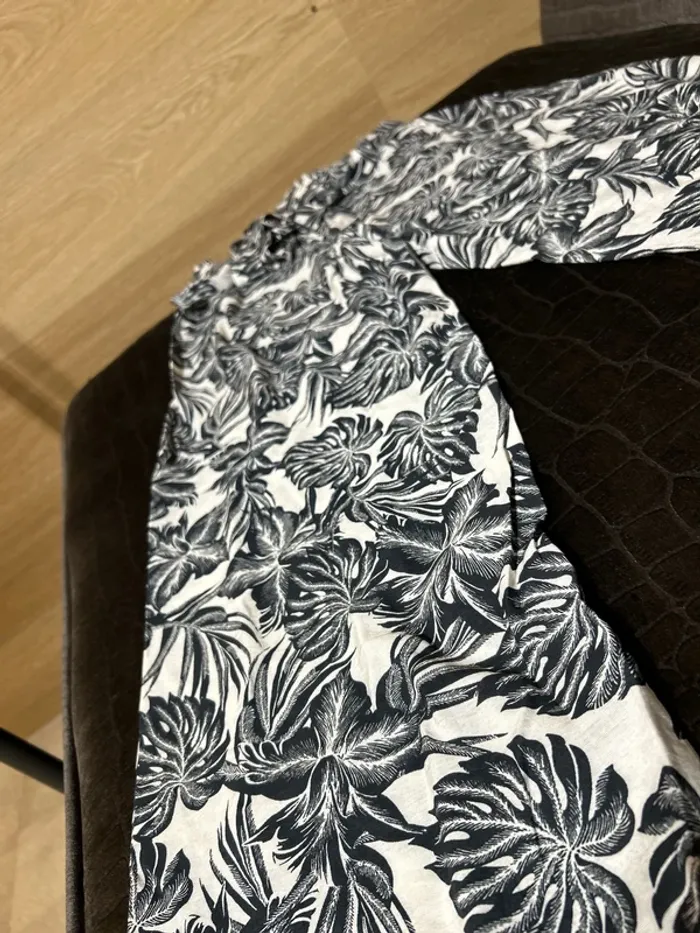 Pantalon fleuri camaïeu neuf sans étiquette S - photo numéro 2