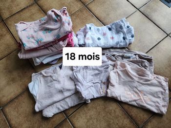 Lot vêtements fille 18 mois