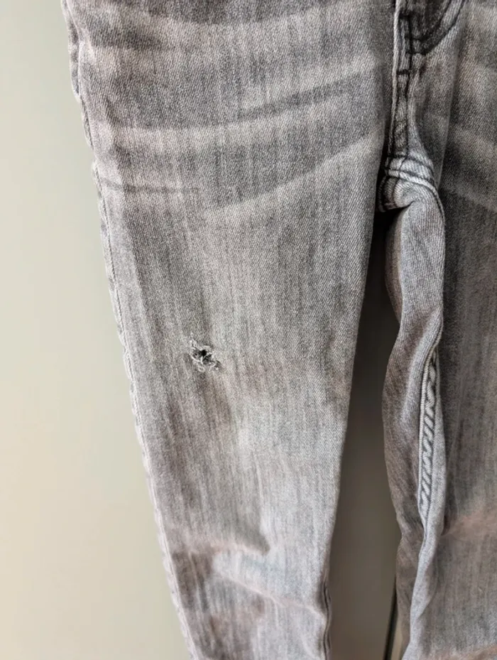 Jeans noir délavé - photo numéro 2