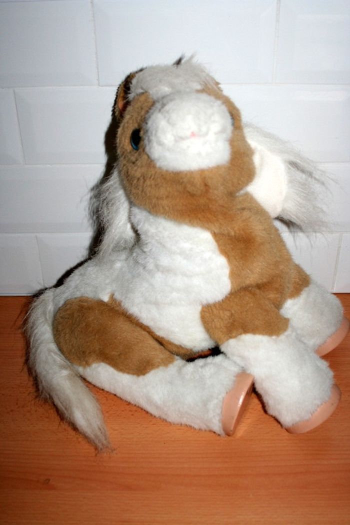 Poney Caramel - FurReal - photo numéro 3