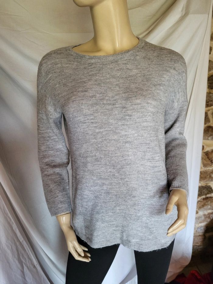 Pull gris