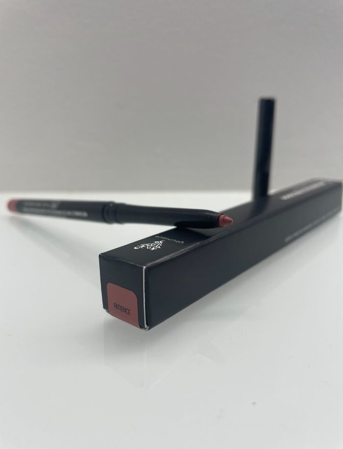 Crayon lèvres Patience Younique