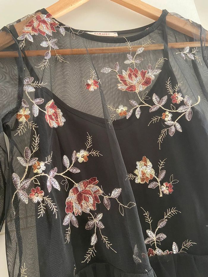 Blouse transparente noir en tulle et broderie fleurs - photo numéro 3