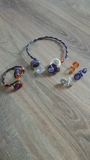 Parure bijoux fer artisanale