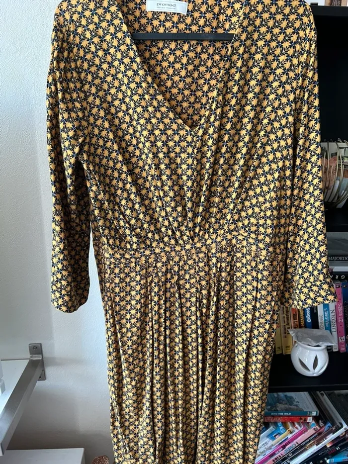 Robe jaune