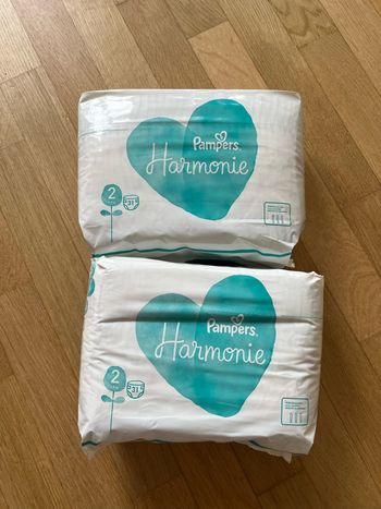 Couches Pampers harmonie taille 2 neuves emballes x31