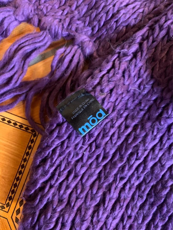 Écharpe violette - photo numéro 2