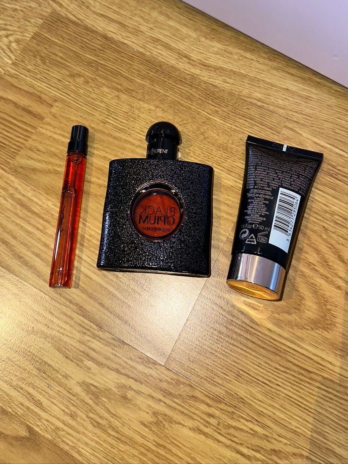 Lot 3 produits Yves Saint Laurent Black Opium - Parfum + crème pour les mains - photo numéro 3