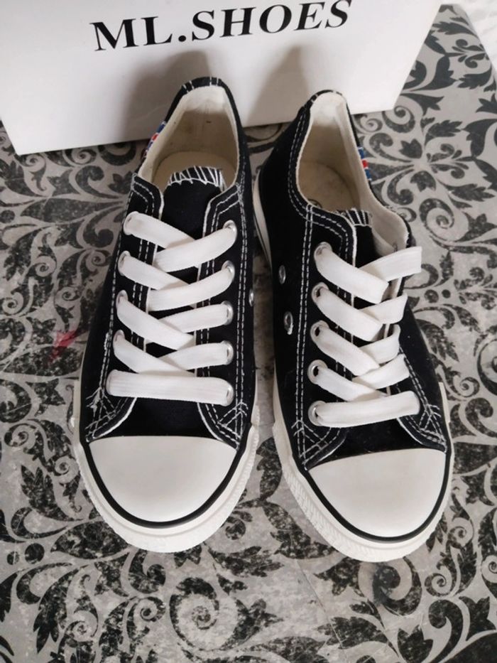 Baskets sneakers enfant pointure 28 - photo numéro 5
