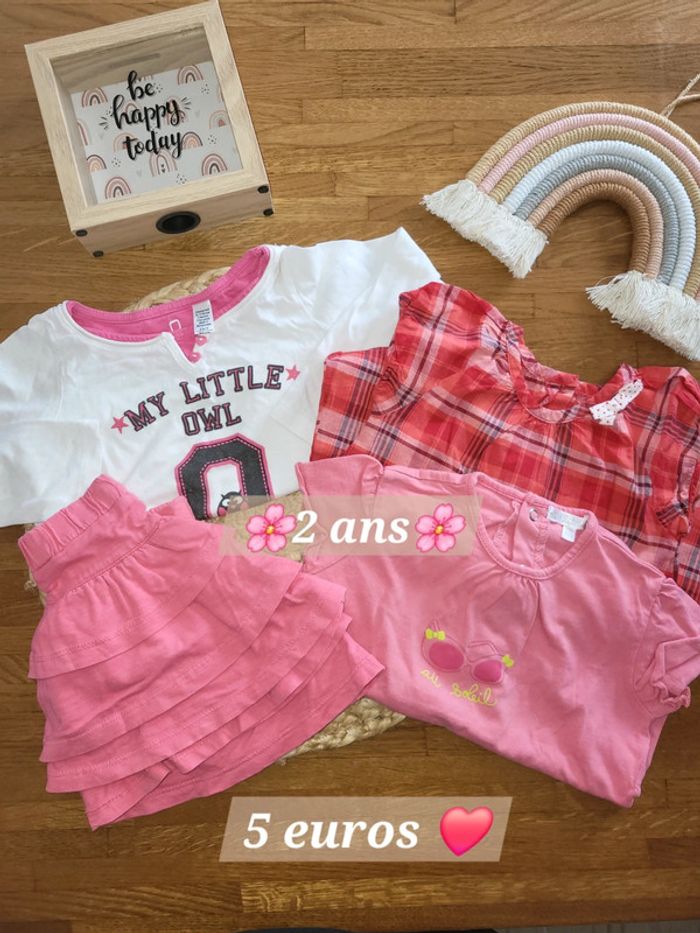 🌸Lot de 4 vêtements fille en 2 ans