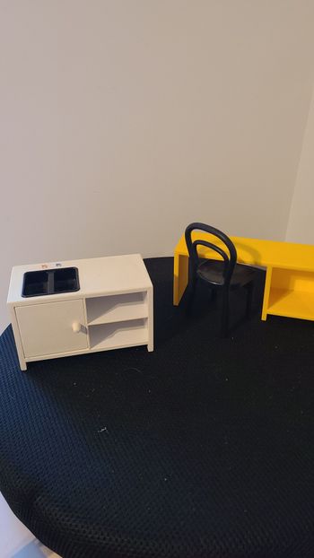 Lot Meubles Miniatures Ikea Modernes Maison De Poupée