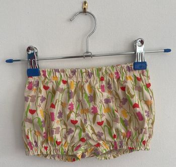short forme bloomer motif fleuri taille 12 mois