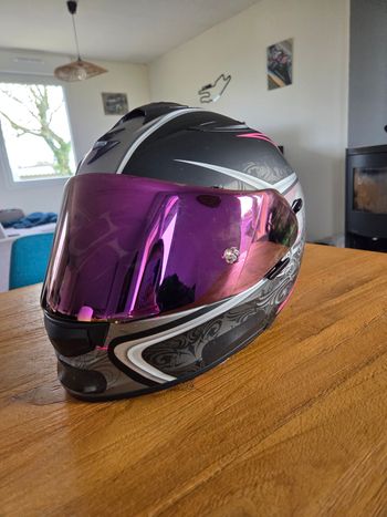 Casque scorpion femme moto