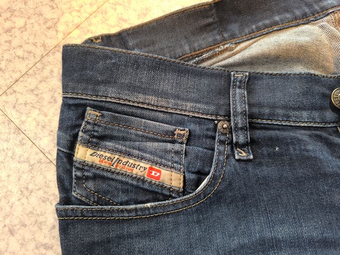 Jeans Diesel et Lewis - photo numéro 5