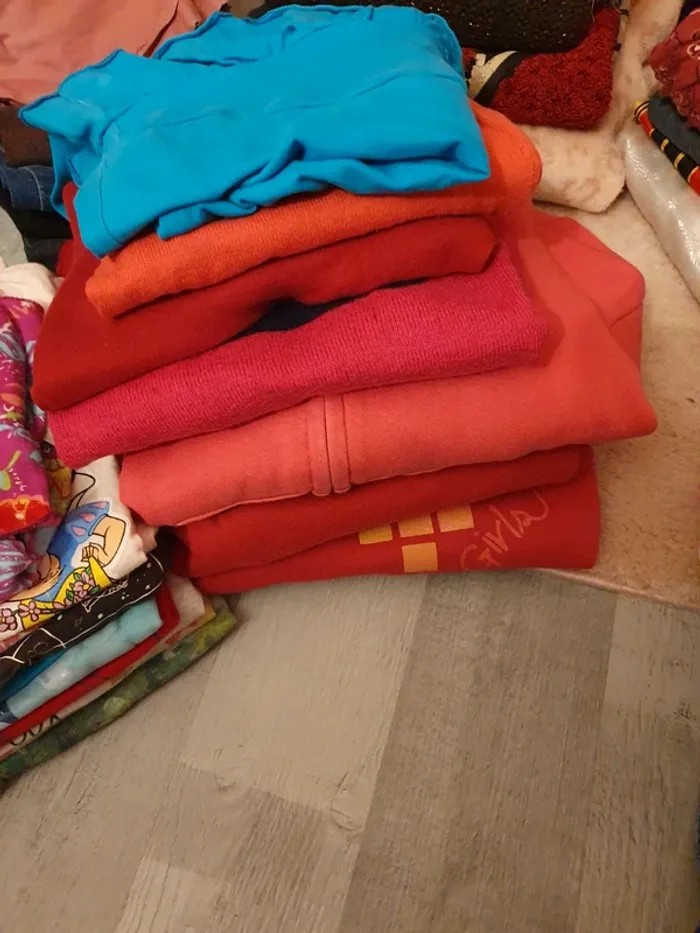 Lot de vêtements 7 et 8ans - photo numéro 3