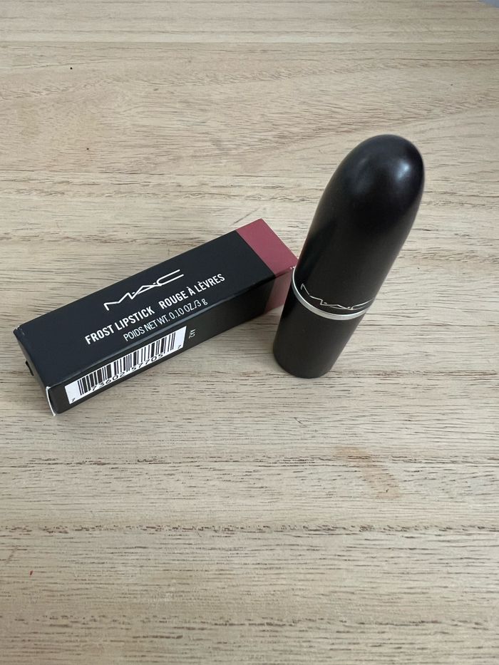 Rouge à lèvres MAC teinte N•302 Angel - photo numéro 1