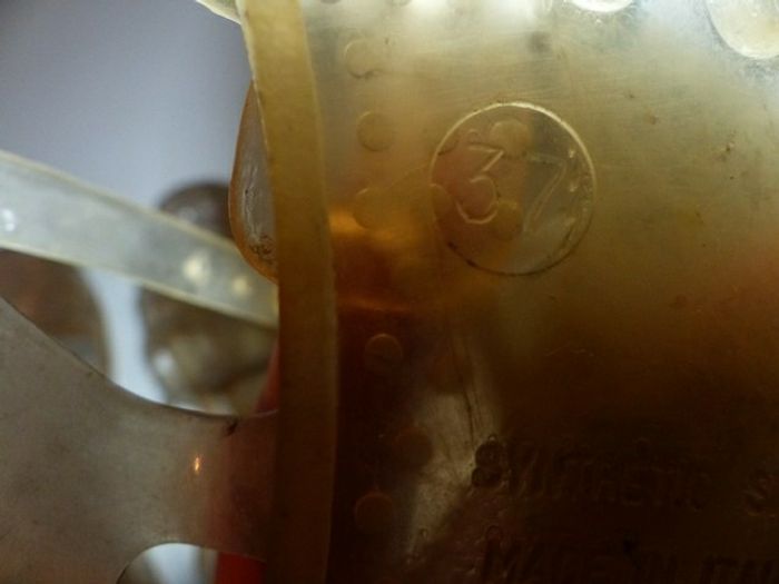 Sandales plastiques ou méduses ou chaussures d'eau - photo numéro 2