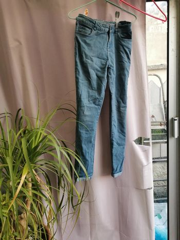 Jean bleu clair in Extenso t 26/32 soit un 36