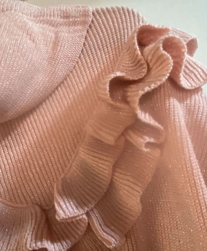 Pull rose Beckaro taille L  correspond à un 18 ans Neuf - photo numéro 5