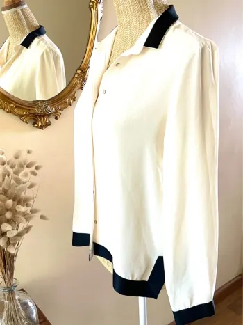 Sublime chemise blouse chic neuve Zara blanc écru et passementerie bordure  noir
