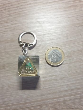 Superbe porte clefs ancien ugigrip