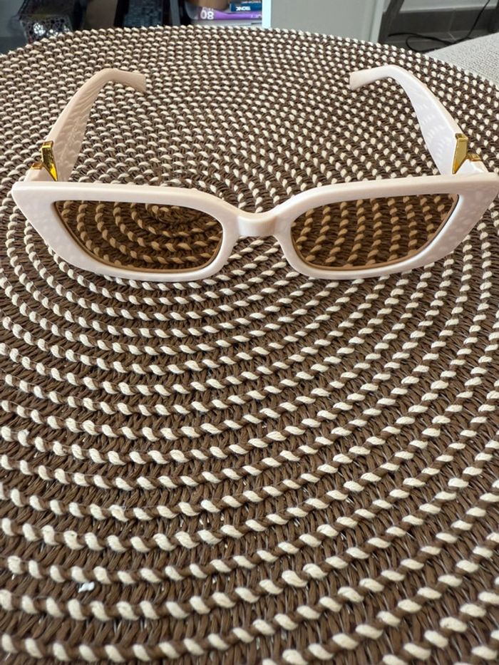 Lunettes de soleil rétro crème - photo numéro 3