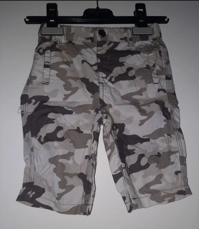 Pantalon genre militaire kitchoun taille 12 mois