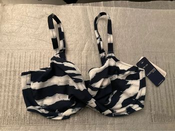 Haut maillot bleu et blanc Fantasie neuf