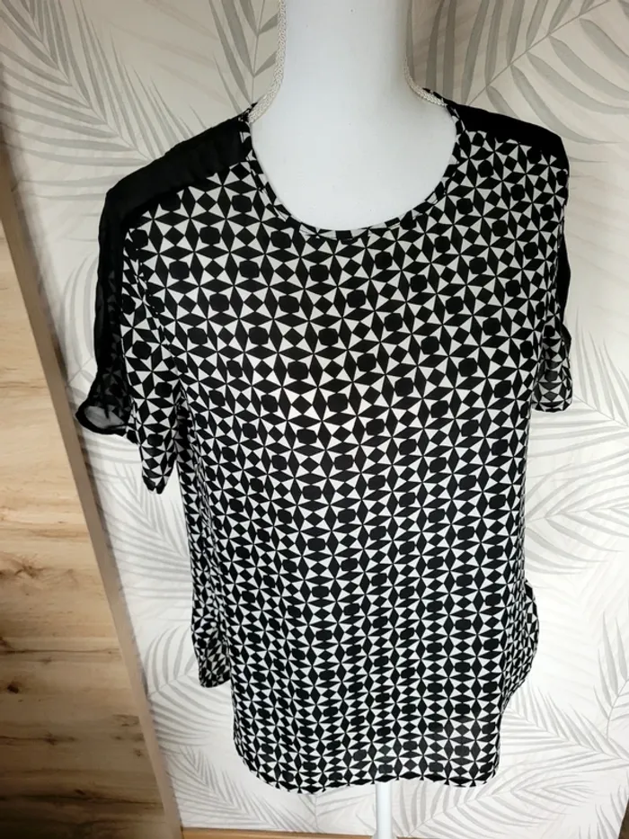 Top femme blouse, taille 38 noir et blanc à motif - photo numéro 2