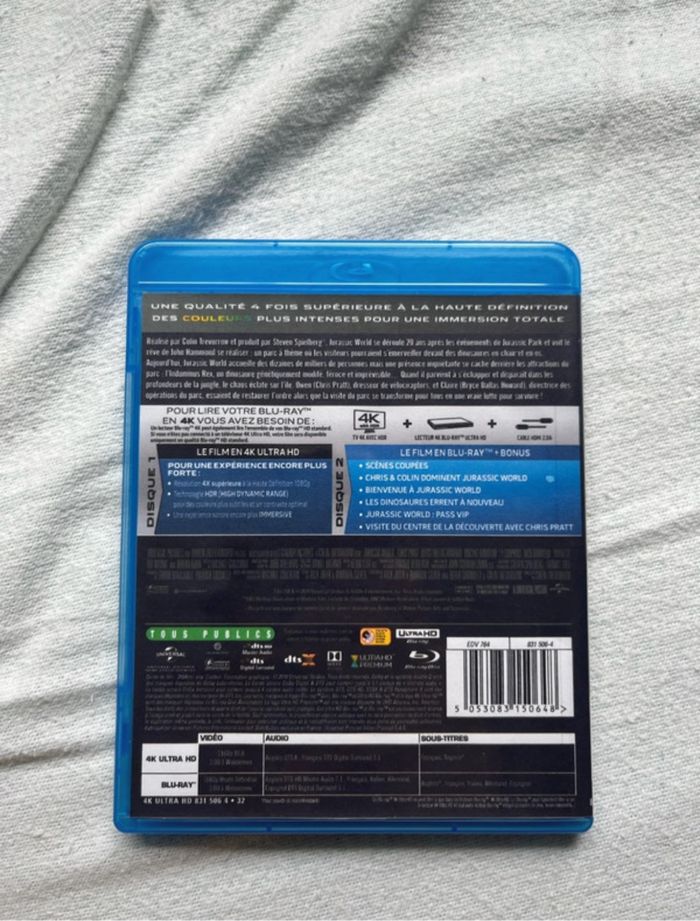 Blu-ray Jurassic World - photo numéro 4