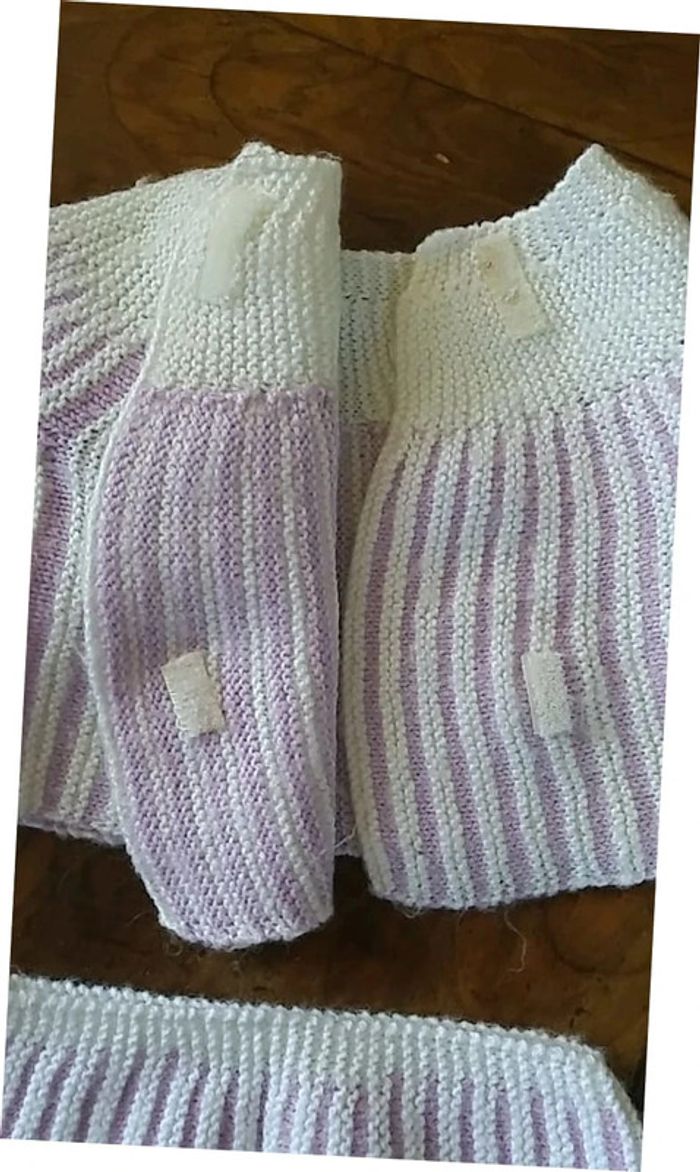 Ensemble gilet et short fille taille 1 mois - photo numéro 3