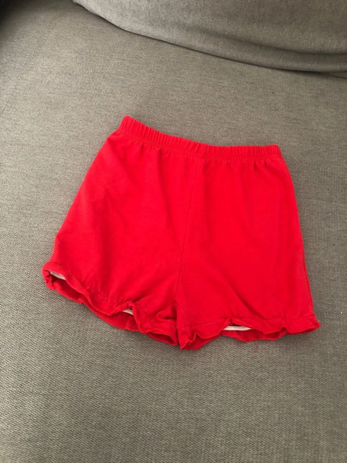 Short rouge 12/18 mois
