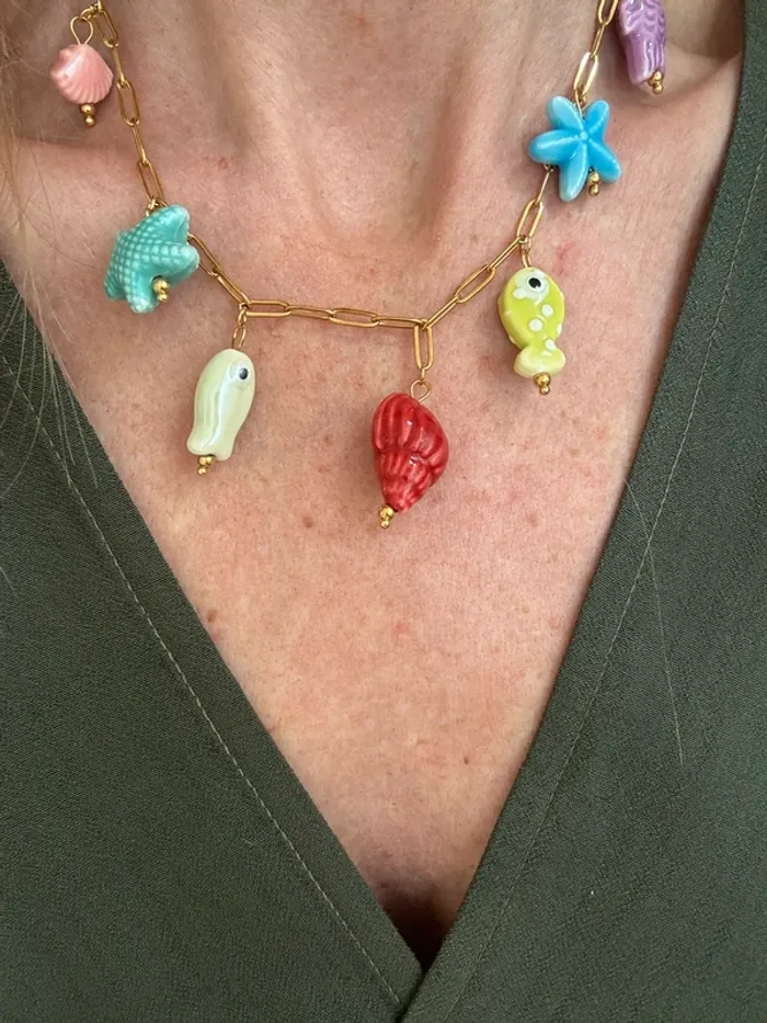 Collier tendance grosse maille et breloques poissons coquillages - photo numéro 8