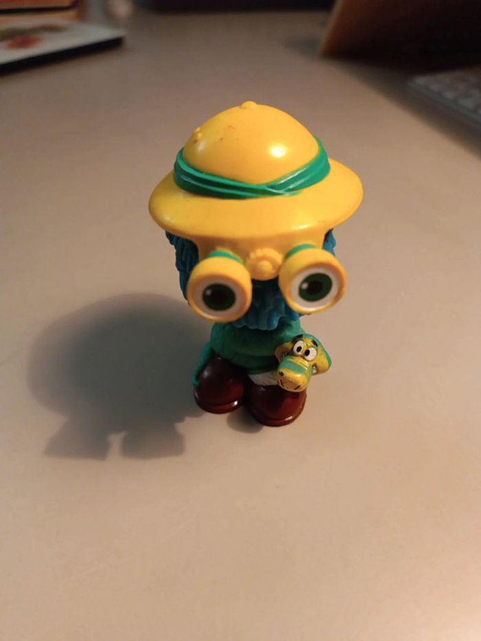 Une figurine RARE Fry Guys McDonald's 1989 avec un serpent et un chapeau à lunettes - photo numéro 2